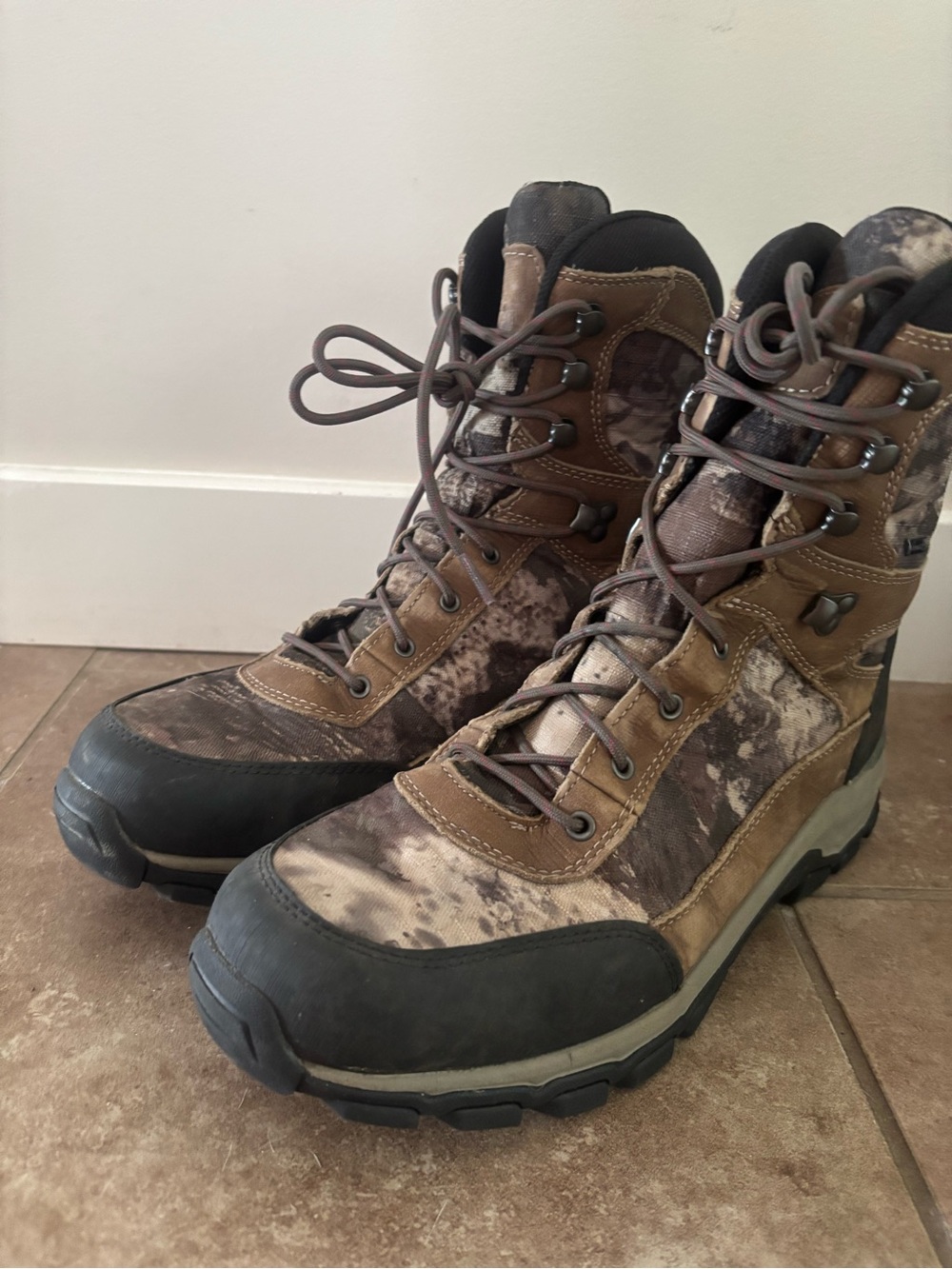 Cabela’s Rush Creek Hunting Camo Boots (Men’s Size 13)